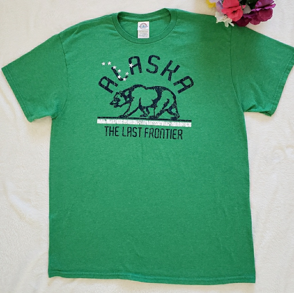 Alaska T shirt size Large